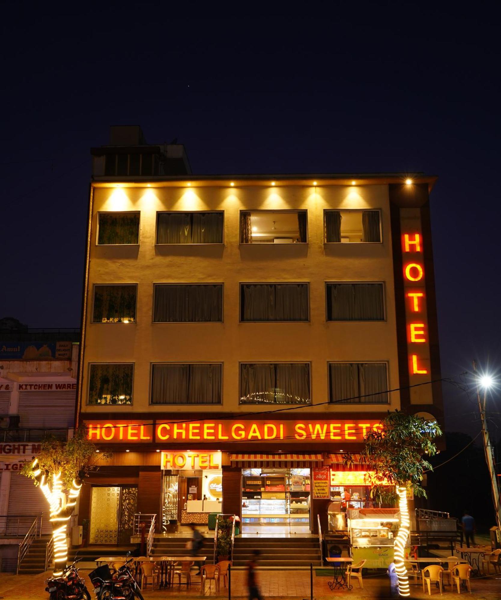 Hotel Cheelgadi Jaipur Ngoại thất bức ảnh