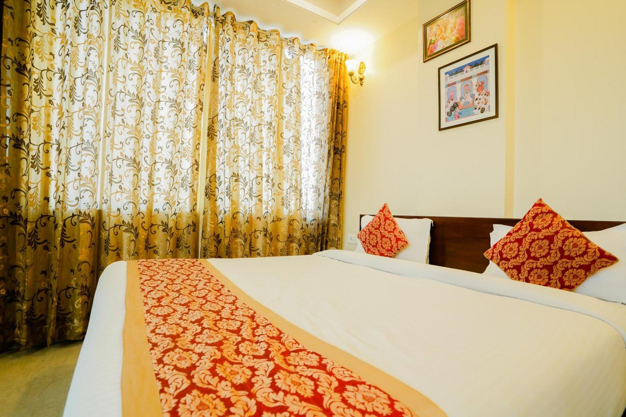Hotel Cheelgadi Jaipur Ngoại thất bức ảnh