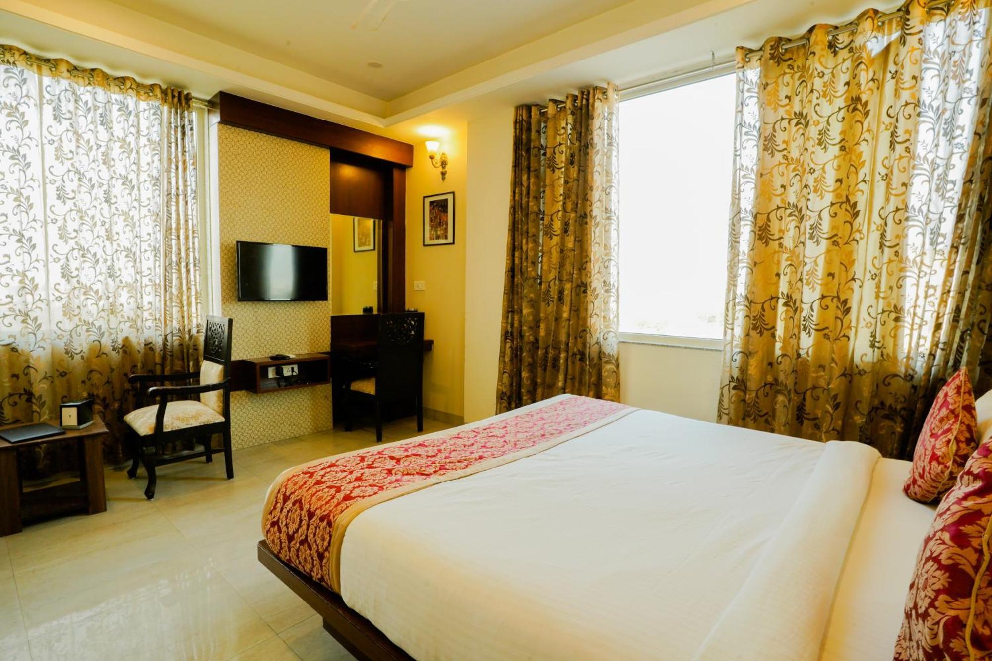 Hotel Cheelgadi Jaipur Ngoại thất bức ảnh