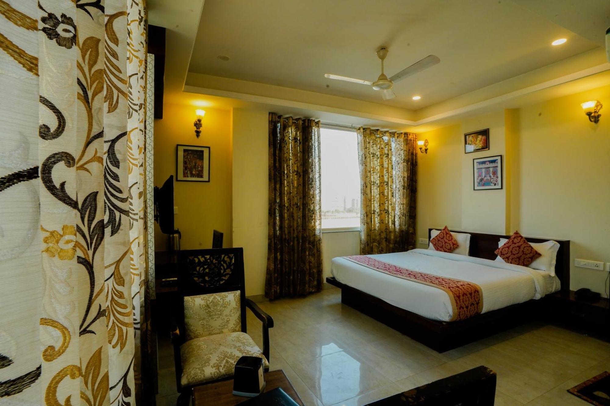 Hotel Cheelgadi Jaipur Ngoại thất bức ảnh